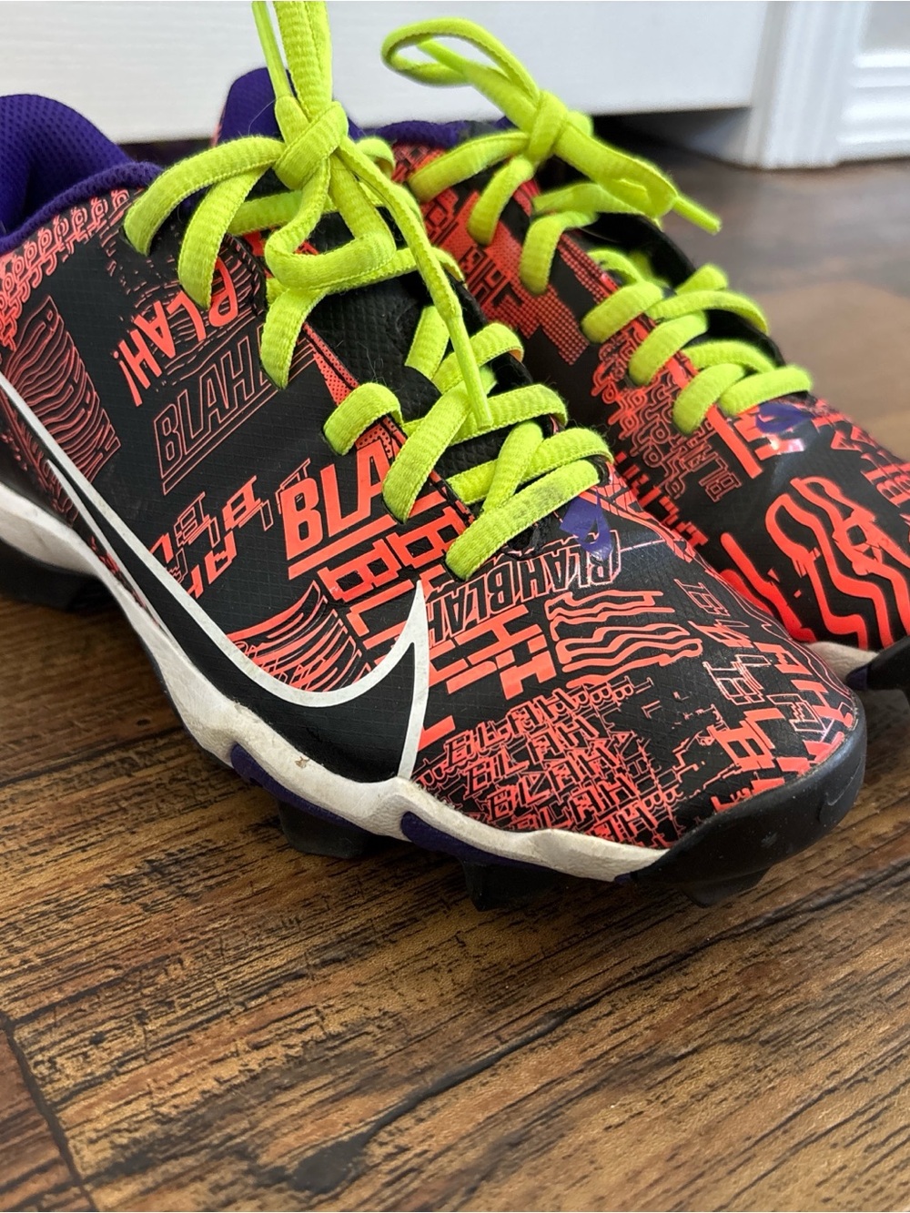 Nike Kids Black, Neon Green & Red Graphic Soccer Cleats
